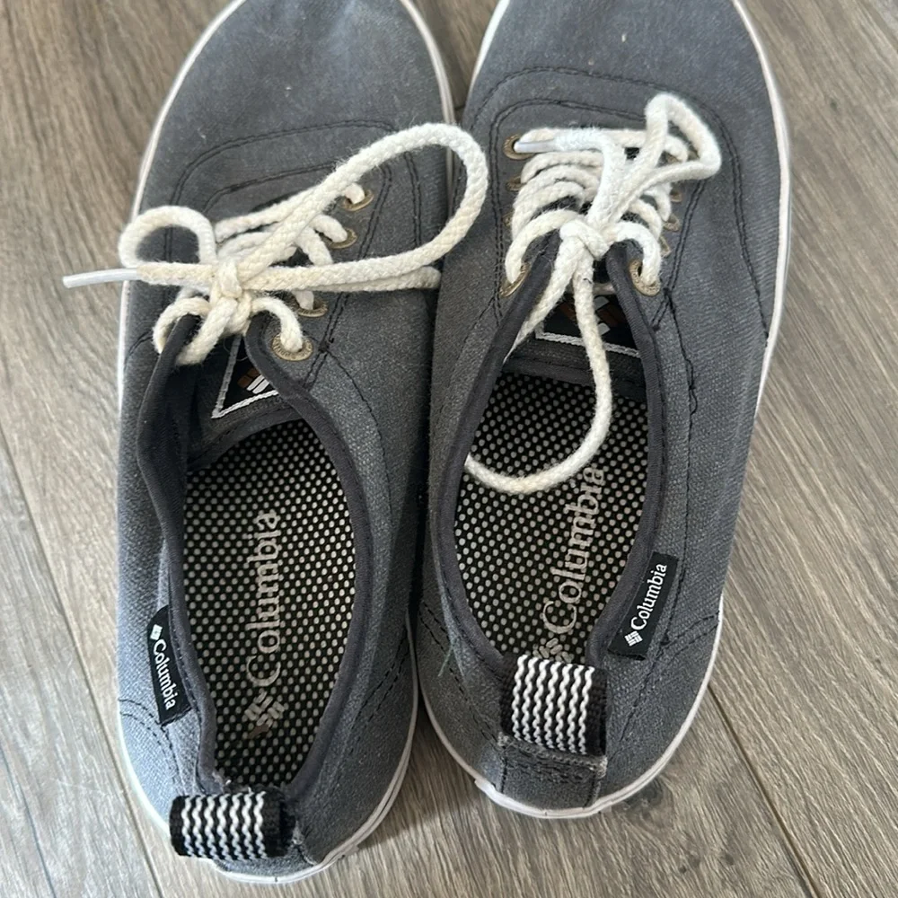 Columbia Grey Shoes Size men’s size 7
